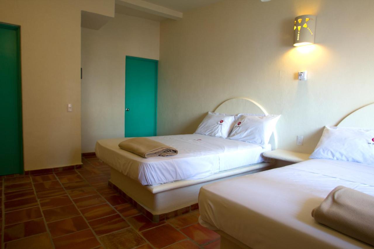 Bungalows Las Arenas San Patricio Melaque Exteriör bild