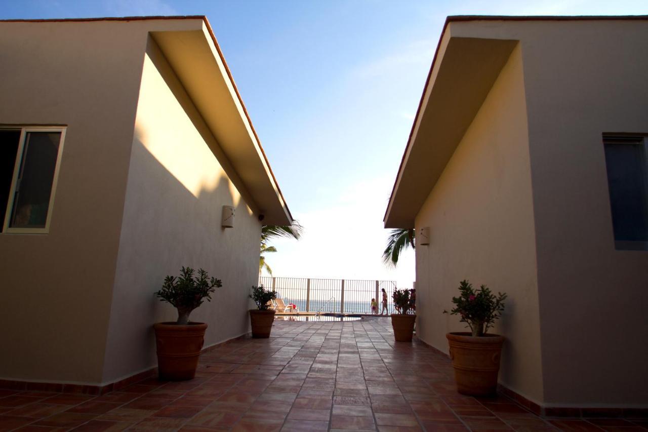 Bungalows Las Arenas San Patricio Melaque Exteriör bild